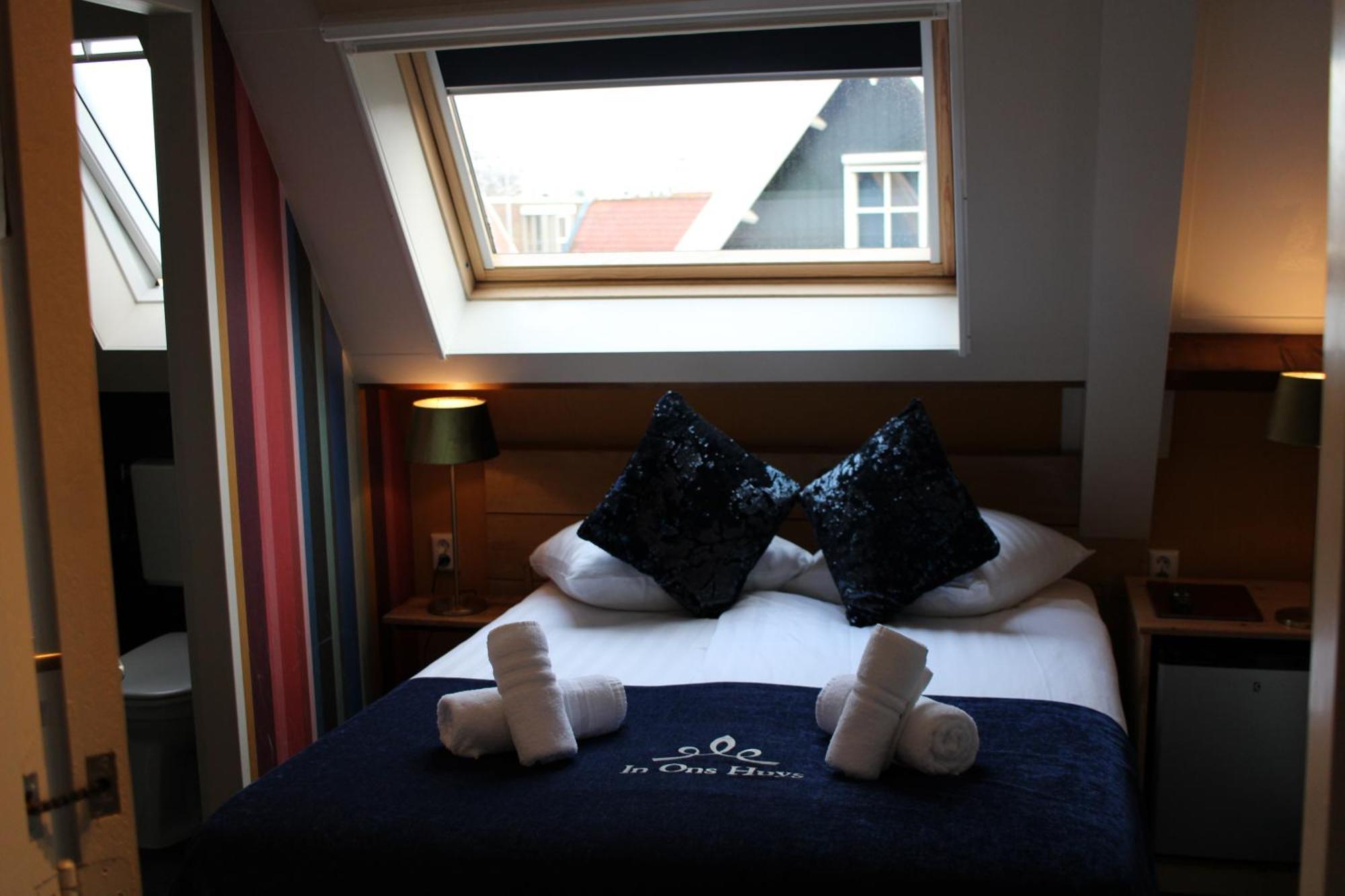 Hotel West Inn Hippolytushoef Exterior photo